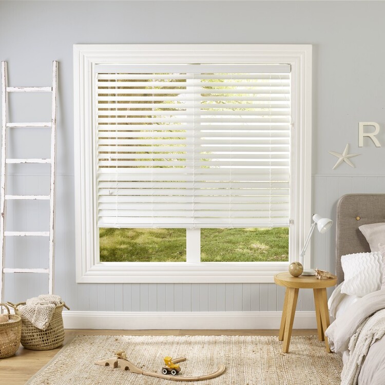 Store Venitien - White